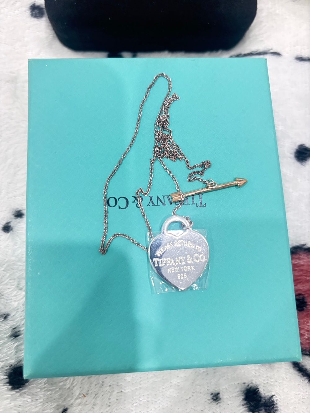 GifTiffany & Co. Silver Heart Tag and Arrow Charm Necklace - Silver